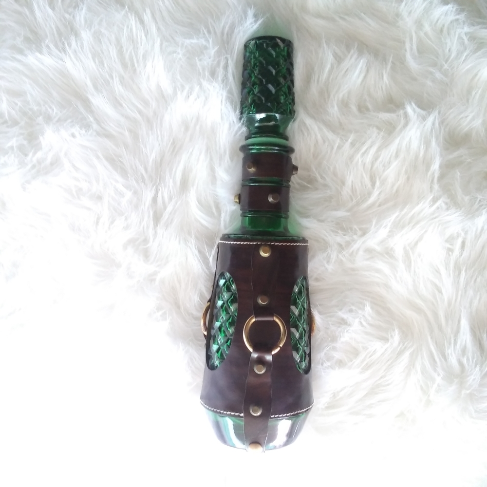 Green decanter